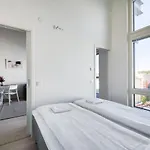 Brand New Floor Loft With Balcony Lägenhet *